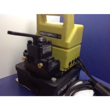 Enerpac PUJ1400B Hydraulic Electric Valve 4 Way 3 POS Double Acting  Pump