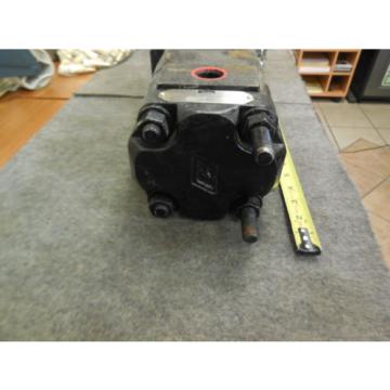 NEW PARKER COMMERCIAL HYDRAULIC # 3039123088 Pump