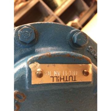 Tuthill Gear 4RC1FAN RH 1 1/2&#034; NPT 5/8&#034; Shaft Pump