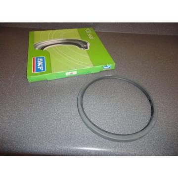 New SKF Grease Oil Seal 79961