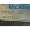 Vickers hydraulic pump 35v25a 1c22. 02137124 Pump #2 small image