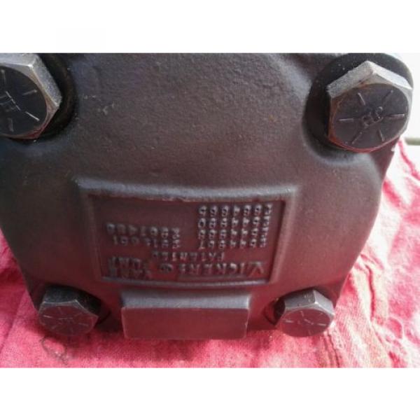 Vickers hydraulic pump 35v25a 1c22. 02137124 Pump #4 image