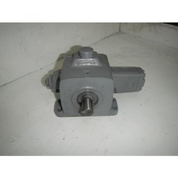 Natchi VDR1A1A3E22 Hydraulic Pressure Compensated Vane 8GPM Pump #1 image